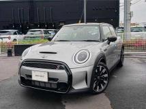 2023 BMW MINI