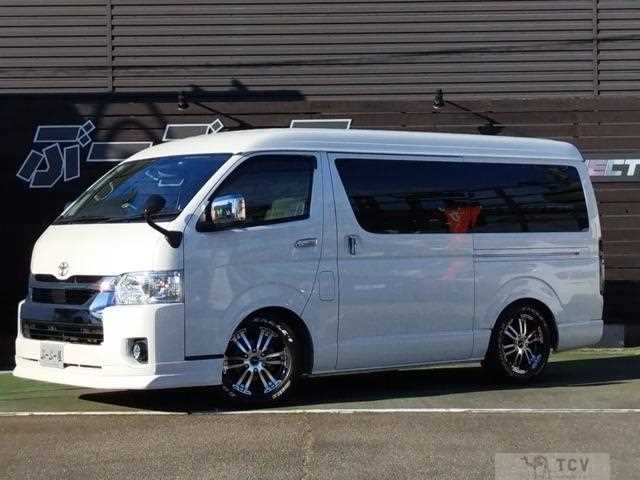 2022 Toyota Hiace Wagon
