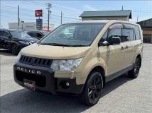 2009 Mitsubishi Delica D5