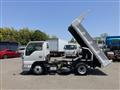 2018 Isuzu Elf Truck
