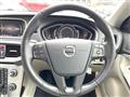 2019 Volvo V40