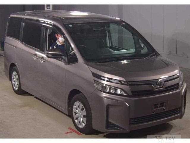 2018 Toyota Voxy