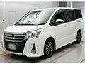 2016 Toyota Noah