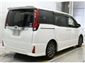 2016 Toyota Noah