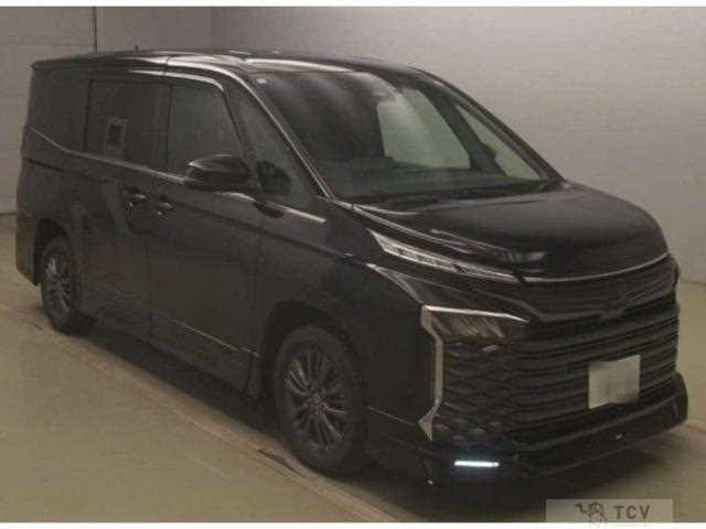 2022 Toyota Voxy