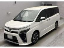 2022 Toyota Voxy