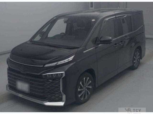 2022 Toyota Voxy