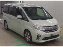 2017 Honda Step WGN
