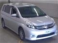2016 Toyota Isis