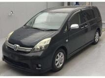 2012 Toyota Isis