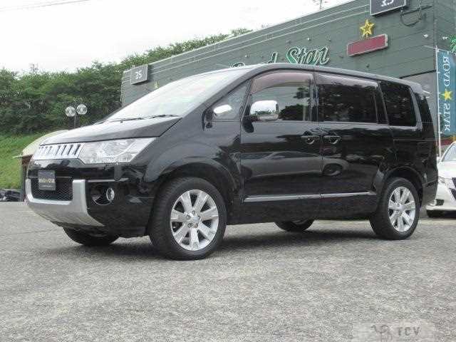 2013 Mitsubishi Delica D5