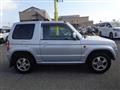 2011 Nissan KIX