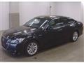 2013 Toyota Crown Hybrid