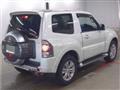 2017 Mitsubishi Pajero