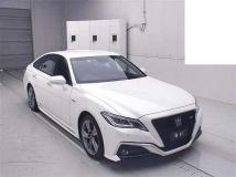 2020 Toyota Crown Hybrid