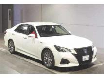 2018 Toyota Crown Hybrid