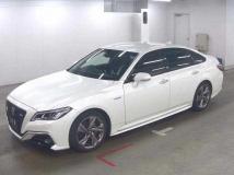 2019 Toyota Crown Hybrid