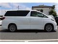 2013 Toyota Alphard G