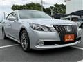 2013 Toyota Crown Majesta
