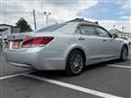 2013 Toyota Crown Majesta