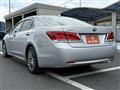 2013 Toyota Crown Majesta