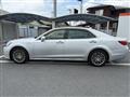 2013 Toyota Crown Majesta