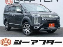 2019 Mitsubishi Delica D5