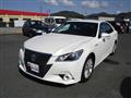 2014 Toyota Crown Hybrid