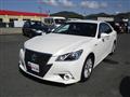 2014 Toyota Crown Hybrid