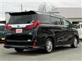 2019 Toyota Alphard Hybrid