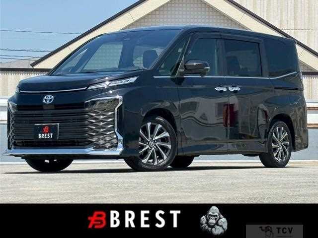 2023 Toyota Voxy