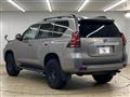 2020 Toyota Land Cruiser Prado