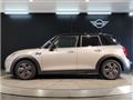 2022 BMW MINI