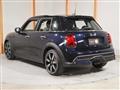 2022 BMW MINI