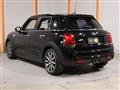 2018 BMW MINI