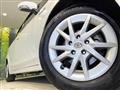 2019 Toyota PRIUS α