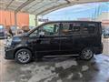2013 Toyota Voxy