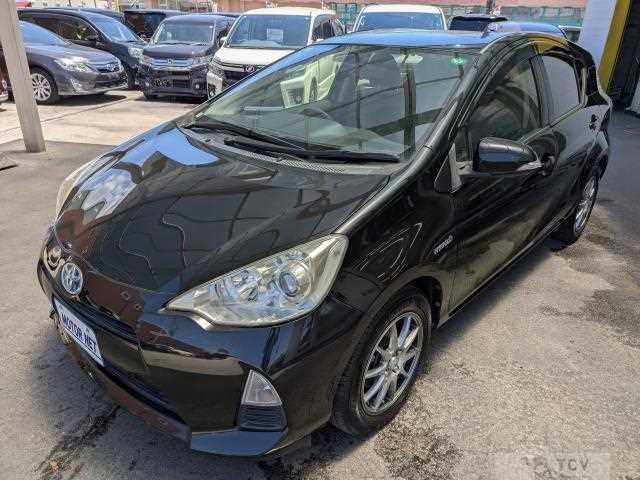 2013 Toyota AQUA