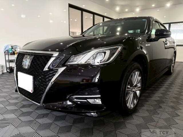 2016 Toyota Crown