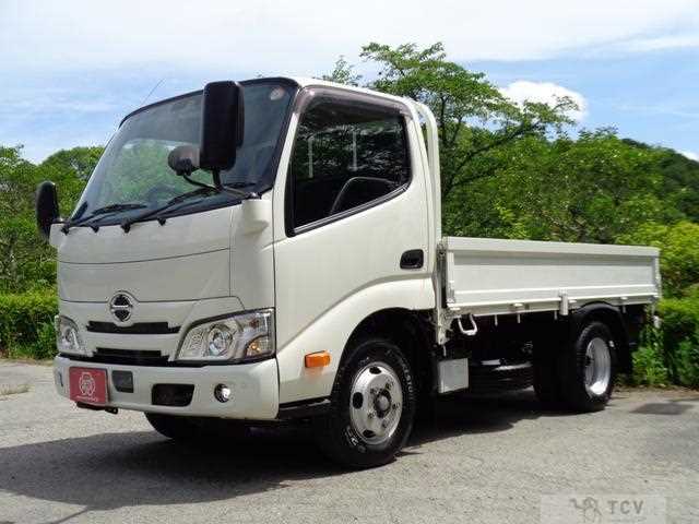 2022 Hino Dutro