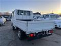 2009 Isuzu Elf Truck