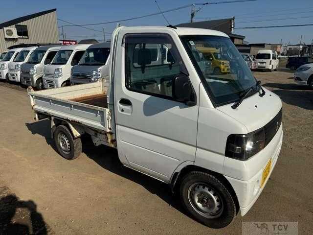 2009 Mitsubishi Minicab Truck