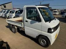 2009 Mitsubishi Minicab Truck