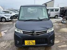 2011 Nissan ROOX