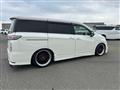 2016 Nissan Elgrand