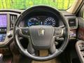 2013 Toyota Crown Hybrid