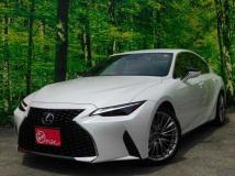 2023 Lexus IS