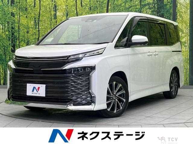 2023 Toyota Voxy