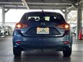 2016 Mazda Axela