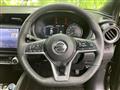 2022 Nissan KIX